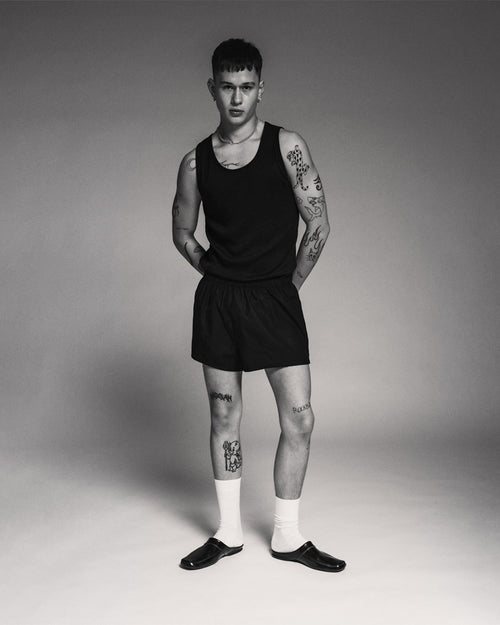 Model wearing Men