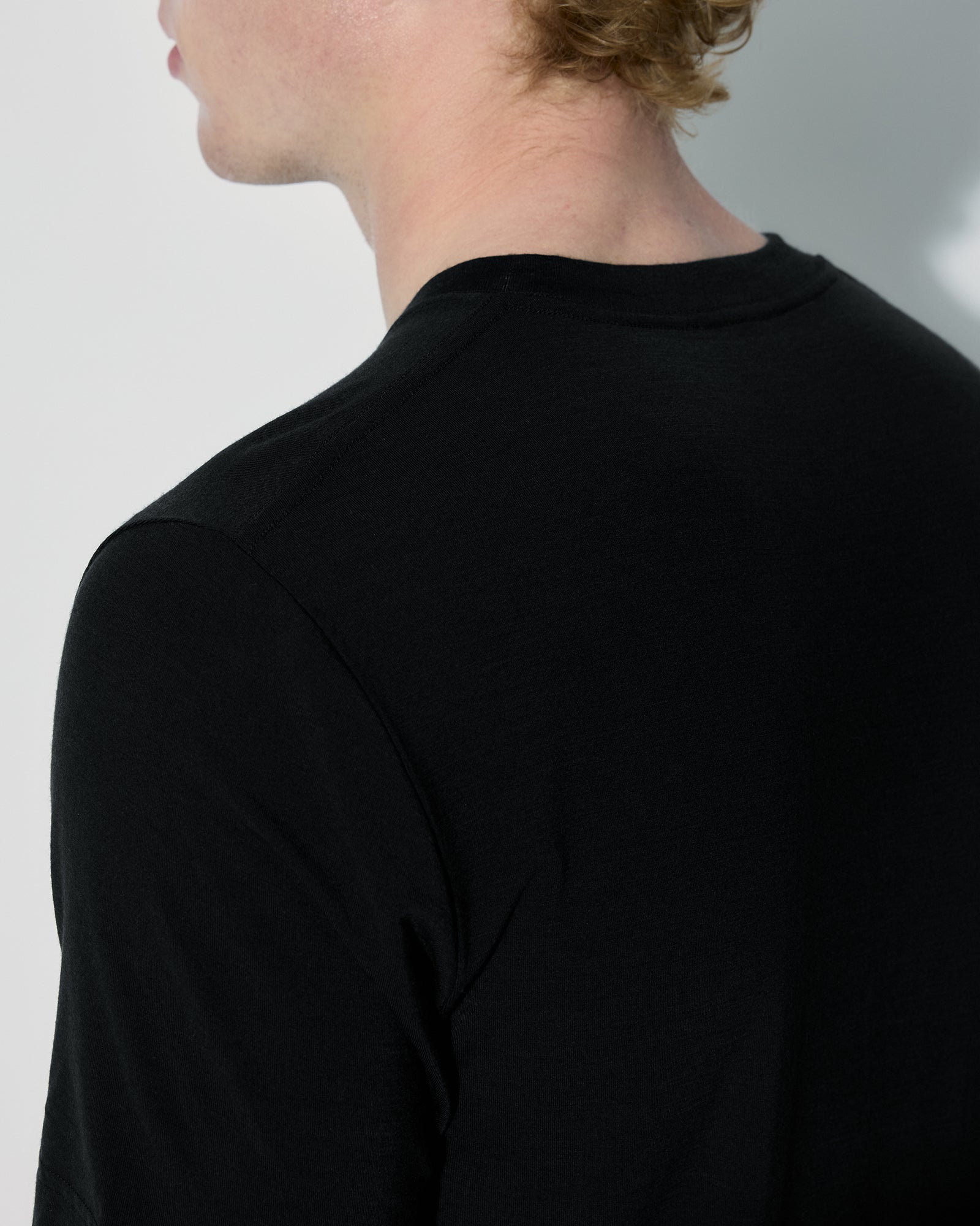 ブラック　Mサイズ　CDL Limited Tee Men's Midweight T-Shirt in Black | Shop now — CDLP